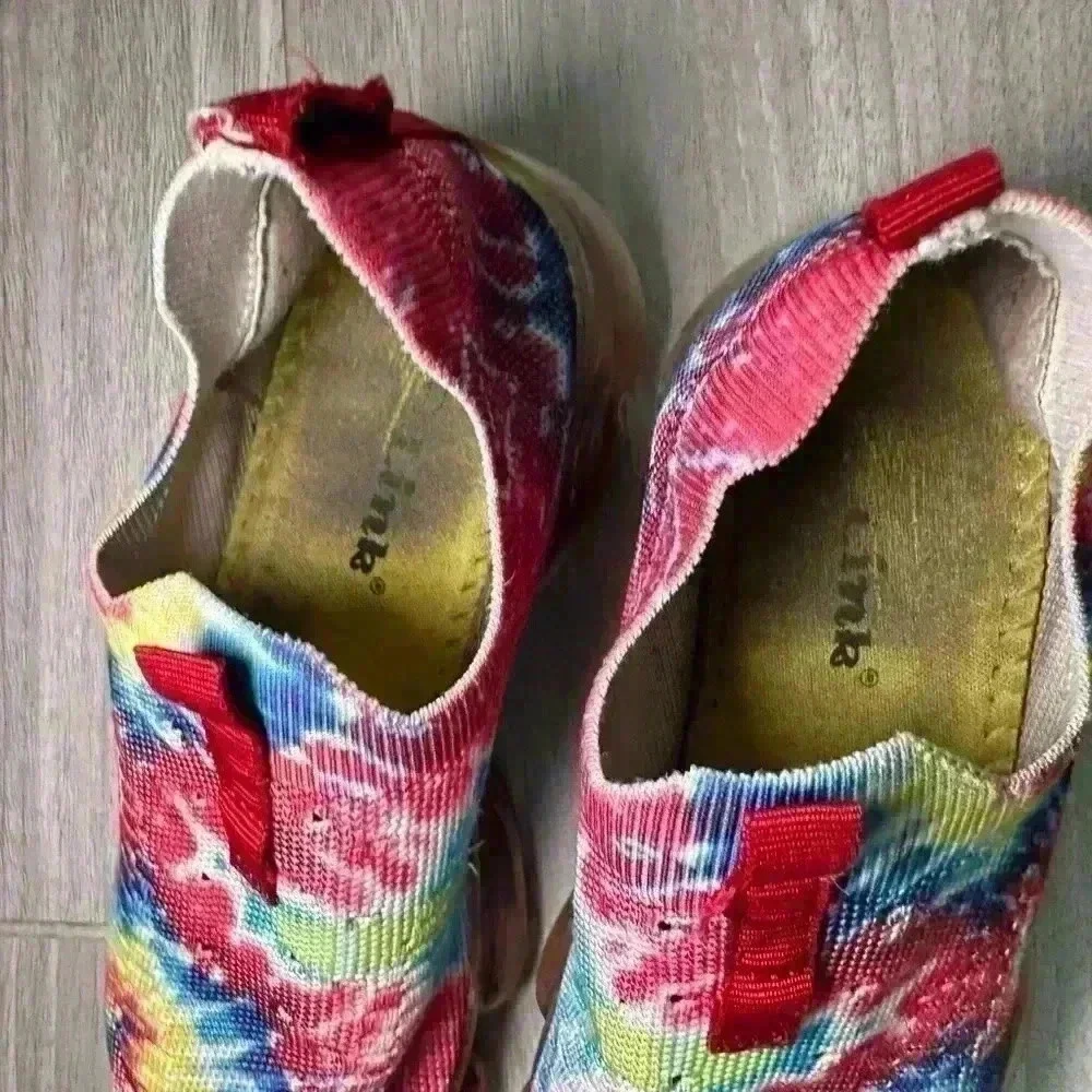Fashion Kids Red & Blue Tie Dye Gummy Sole Mesh Sneakers Size 1